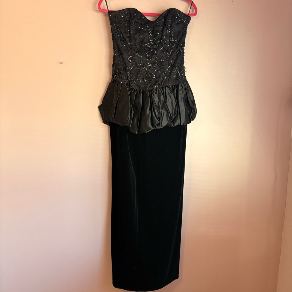 Jessica McClintock Vintage Black Strapless Gown - Picture 2 of 13